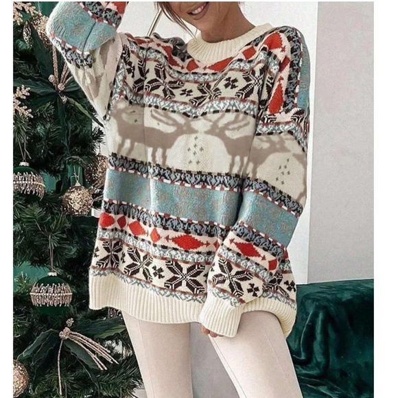 Cozy Christmas Holiday Print Oversized Sweater Top - Picture 3 of 5